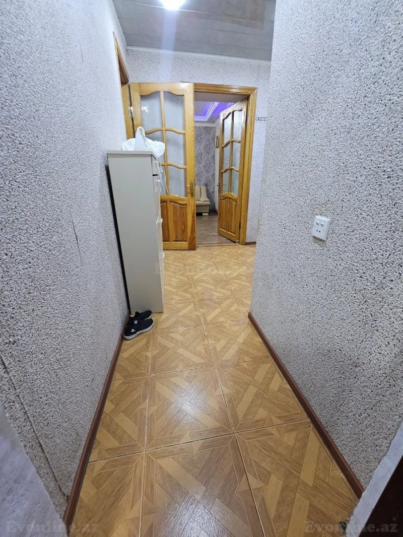 Satılır 4 otaqlı Mənzil Köhnə tikili 90 m² Azadlıq prospekti m. - şəkil 5