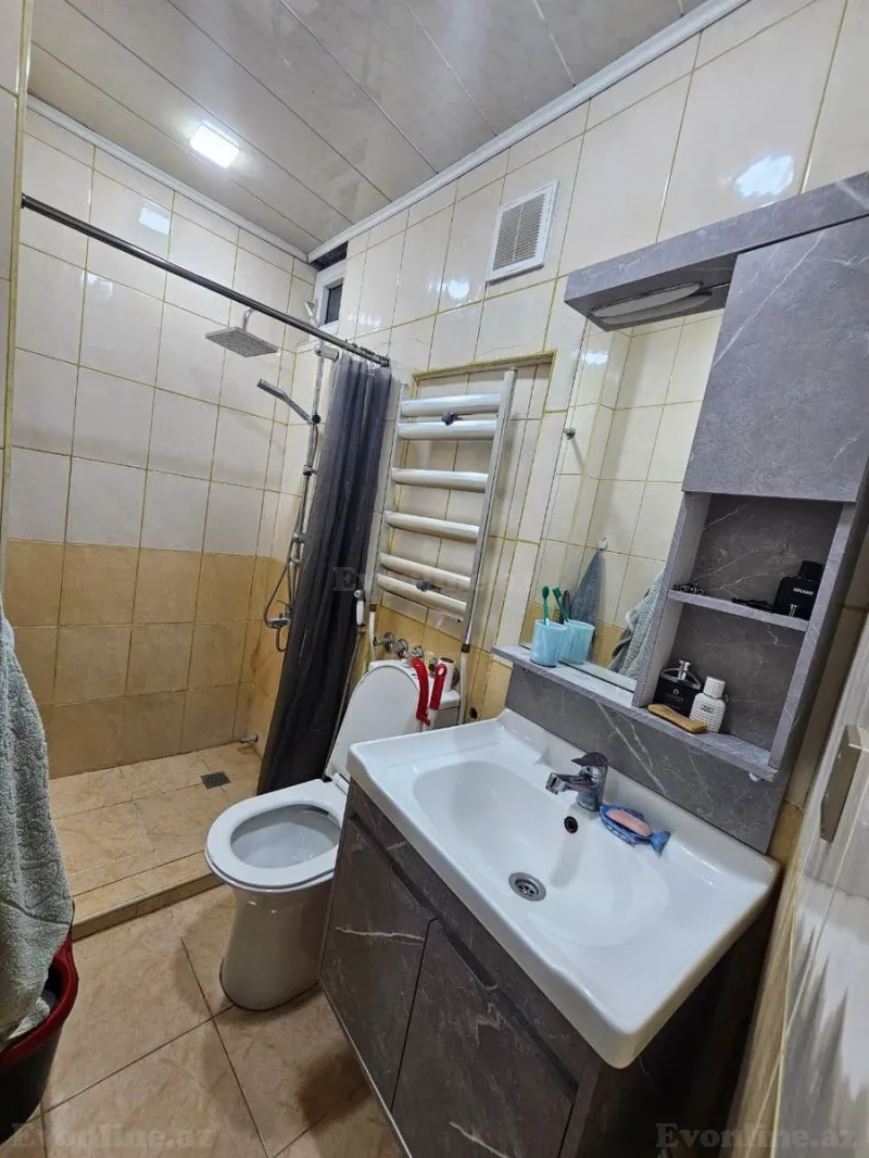 Satılır 4 otaqlı Mənzil Köhnə tikili 90 m² Azadlıq prospekti m. - şəkil 19