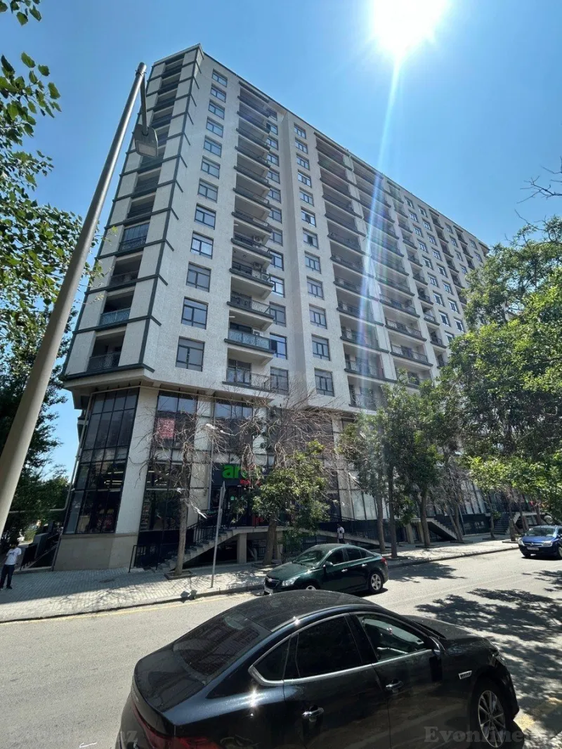 Satılır 4 otaqlı Mənzil Yeni tikili 197 m² Nəriman Nərimanov m. - şəkil 2