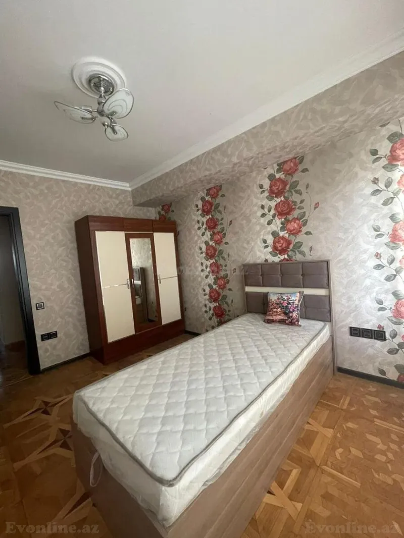 Kirayə verilir 4 otaqlı Mənzil Köhnə tikili 120 m² 28 May m. - şəkil 3