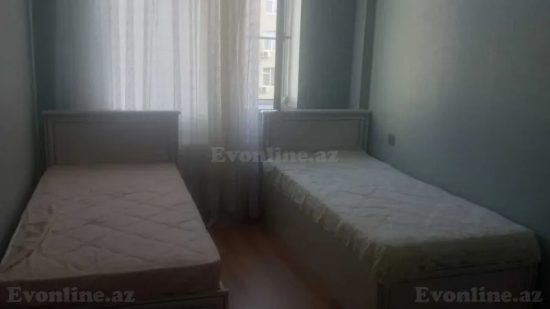 Kirayə verilir 4 otaqlı Mənzil Köhnə tikili 120 m² 28 May m. - şəkil 8