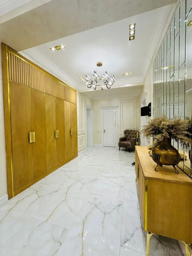 Satılır 4 otaqlı Mənzil Yeni tikili 205 m² Xətai m. - şəkil 15