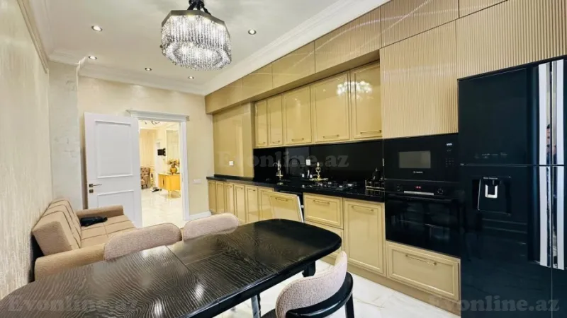 Satılır 4 otaqlı Mənzil Yeni tikili 205 m² Xətai m. - şəkil 17