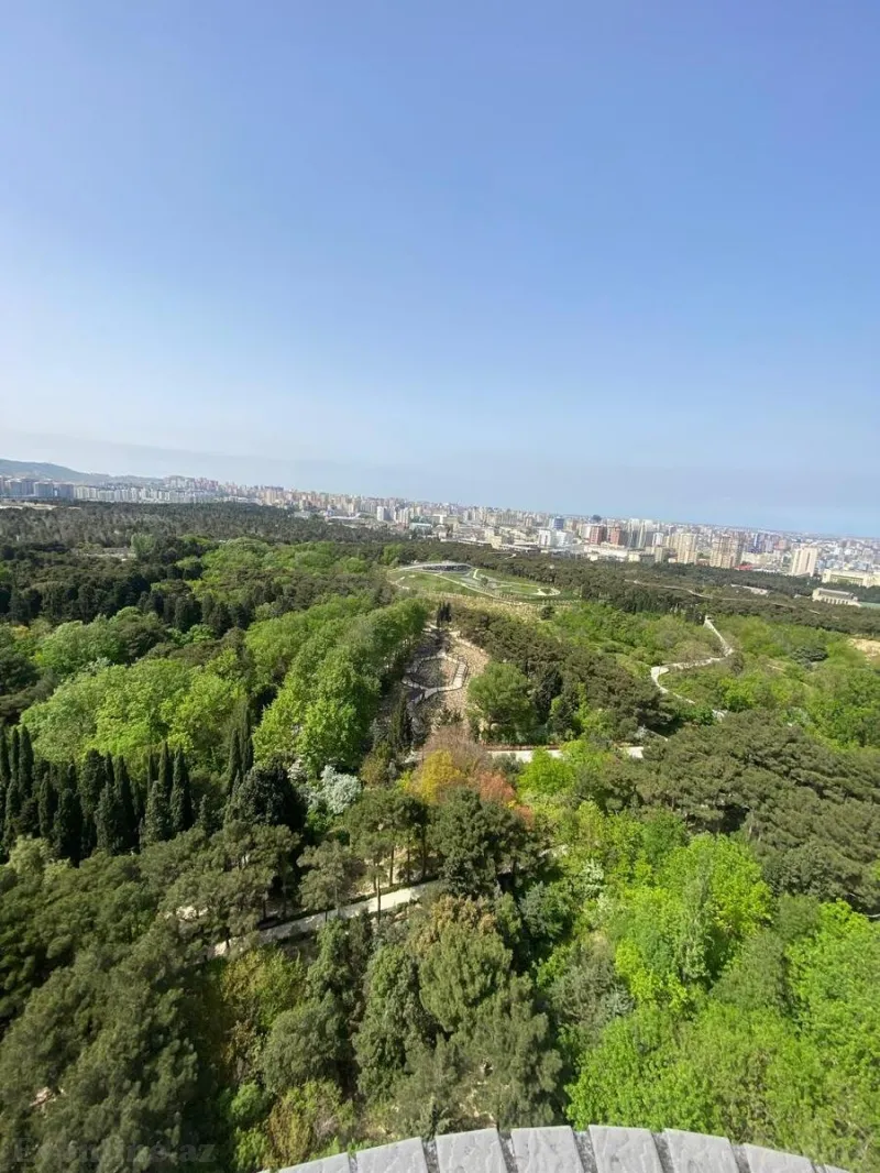 Satılır 3 otaqlı Mənzil Yeni tikili 138 m² Səbail r. - şəkil 9