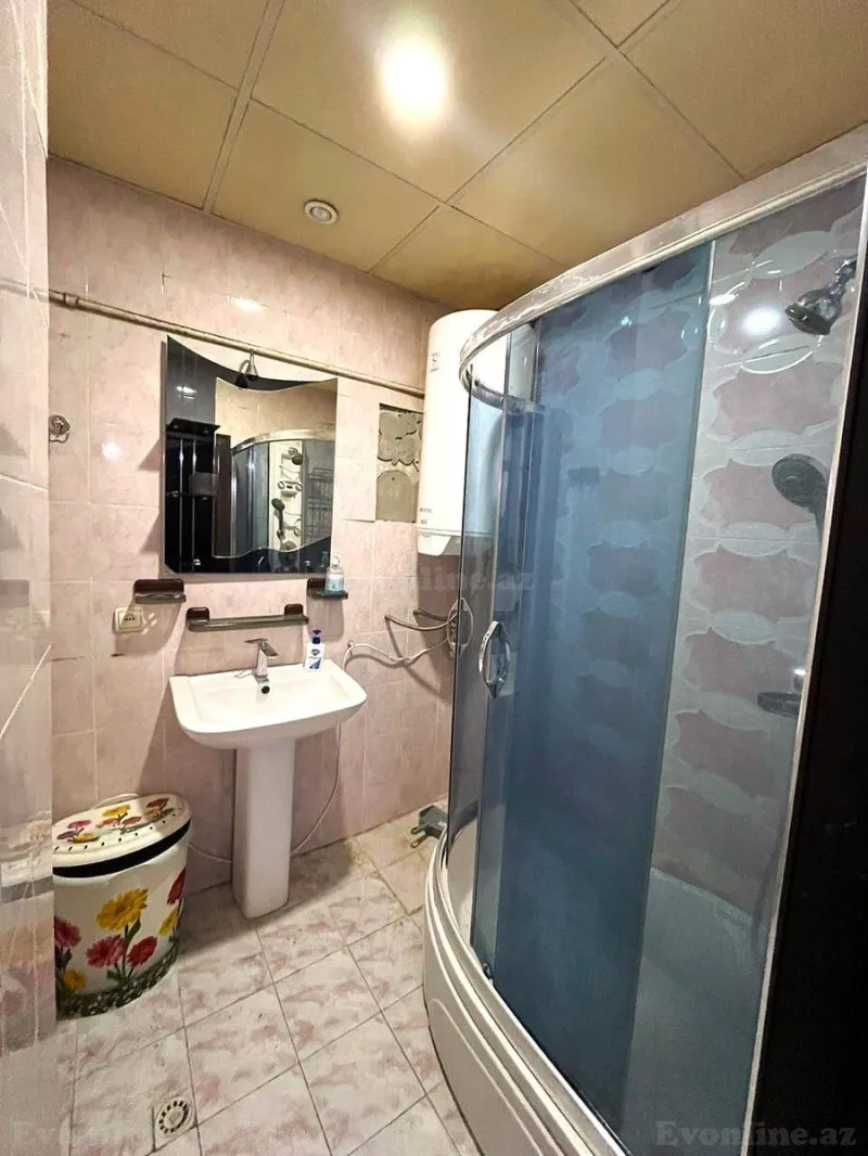 Satılır 3 otaqlı Mənzil Köhnə tikili 70 m² Elmlər Akademiyası m. - şəkil 18