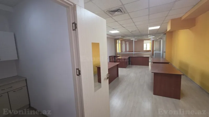 2 otaqlı Ofis 110 m² Nəriman Nərimanov m. Kirayə verilir