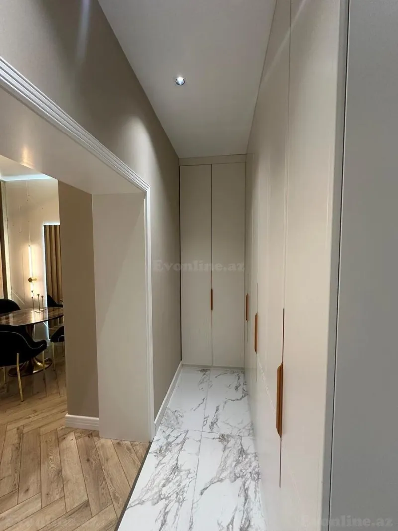 Kirayə verilir 2 otaqlı Mənzil Yeni tikili 75 m² Xətai r. - şəkil 14