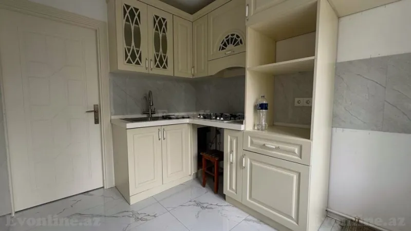 Satılır 3 otaqlı Mənzil Köhnə tikili 75 m² Yasamal - şəkil 10