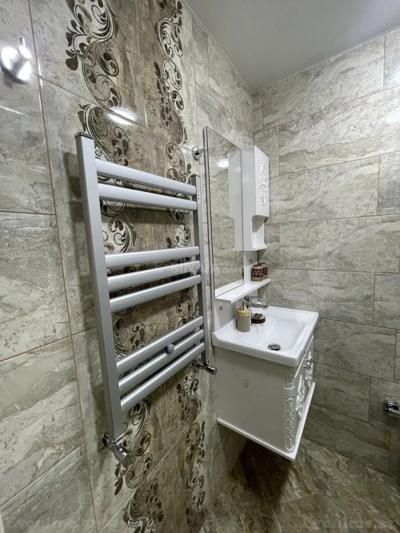 Kirayə verilir 2 otaqlı Mənzil Yeni tikili 60 m² Həzi Aslanov m. - şəkil 6