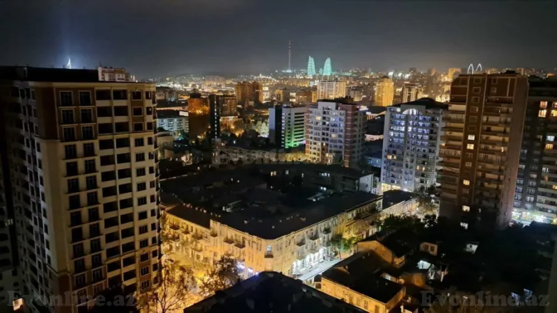 Satılır 3 otaqlı Mənzil Yeni tikili 133 m² 28 May m. - şəkil 2