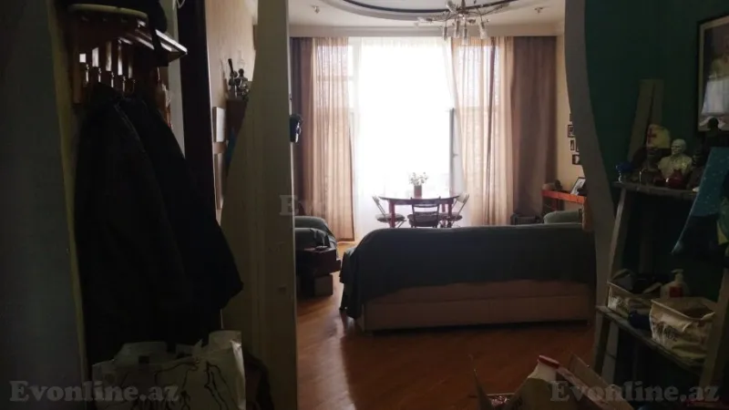 Kirayə verilir 3 otaqlı Mənzil Köhnə tikili 80 m² Sahil m. - şəkil 3