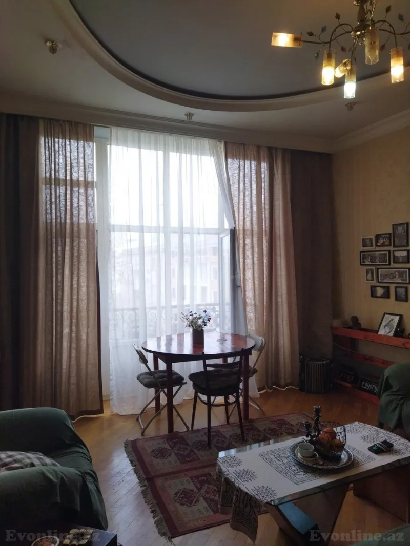 Kirayə verilir 3 otaqlı Mənzil Köhnə tikili 80 m² Sahil m. - şəkil 7