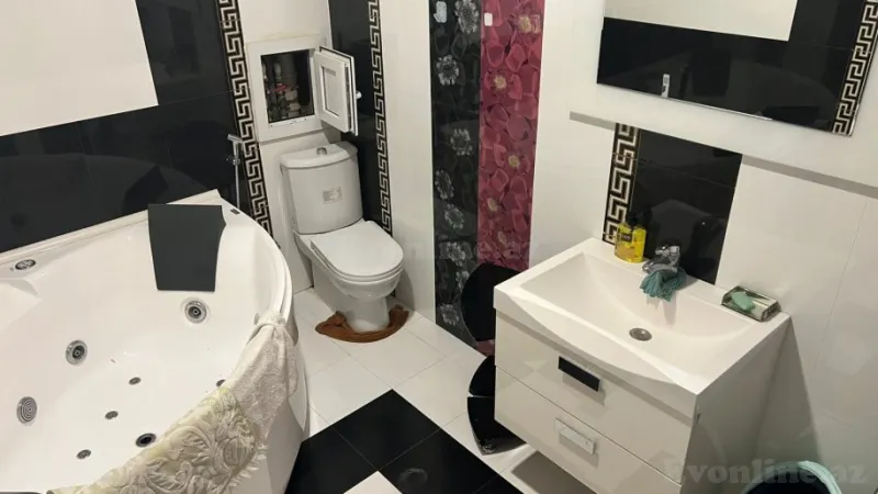 Satılır 4 otaqlı Mənzil Yeni tikili 205 m² 28 May m. - şəkil 19