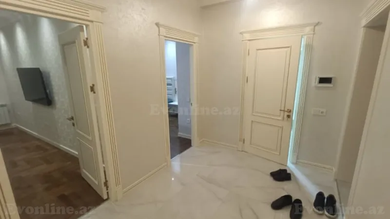 Kirayə verilir 2 otaqlı Mənzil Yeni tikili 90 m² Xətai m. - şəkil 10