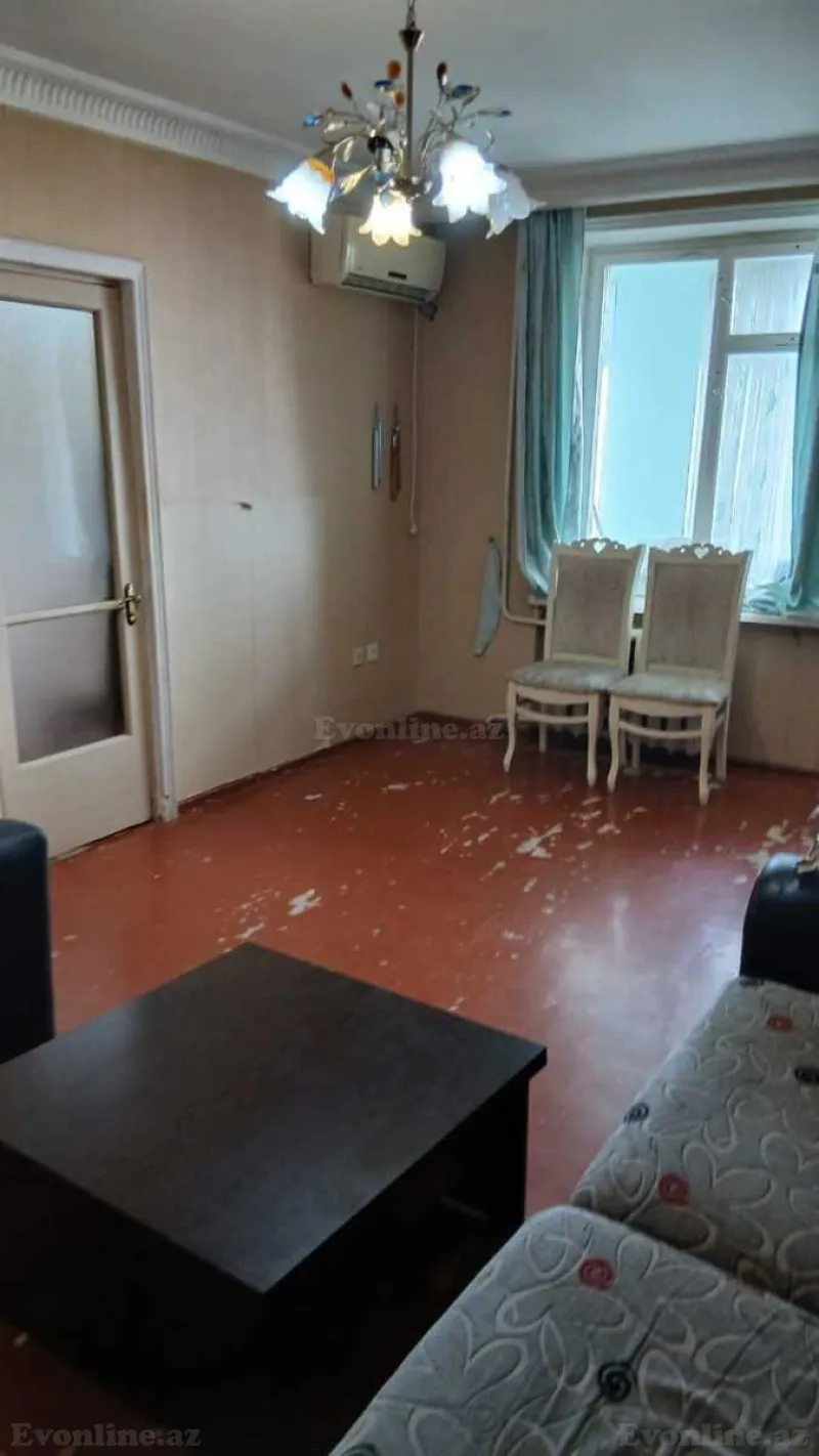 Satılır 3 otaqlı Mənzil Köhnə tikili 75 m² Badamdar - şəkil 2