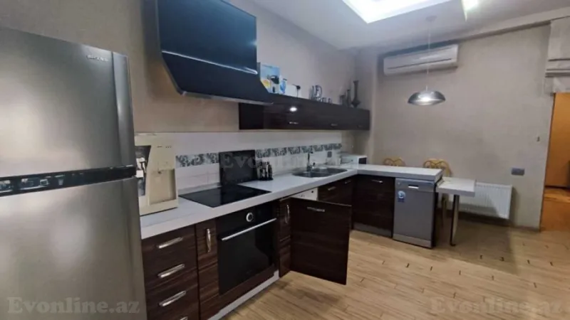 Satılır 4 otaqlı Mənzil Yeni tikili 140 m² 28 May m. - şəkil 7