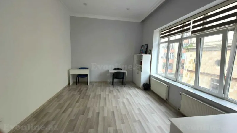 Kirayə verilir Ofis 260 m² Gənclik m. - şəkil 9