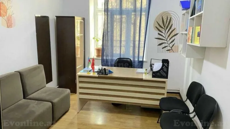 9 otaqlı Ofis 160 m² Nəriman Nərimanov m. Kirayə verilir