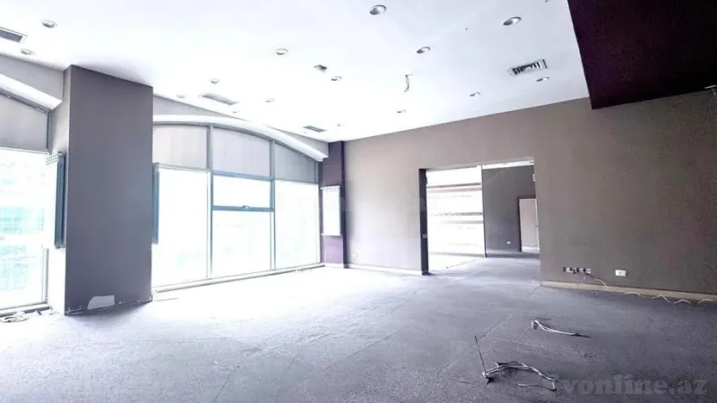 Kirayə verilir Ofis 1400 m² 28 May m. - şəkil 19