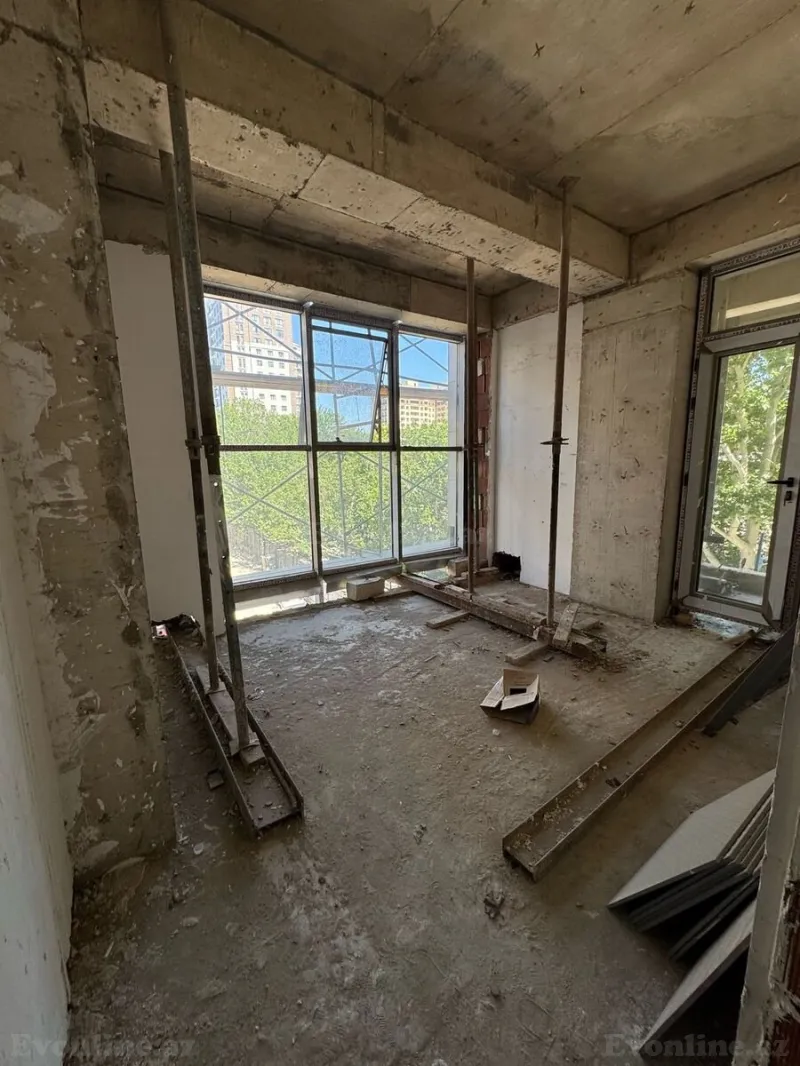 Satılır 3 otaqlı Mənzil Yeni tikili 127 m² 28 May m. - şəkil 5