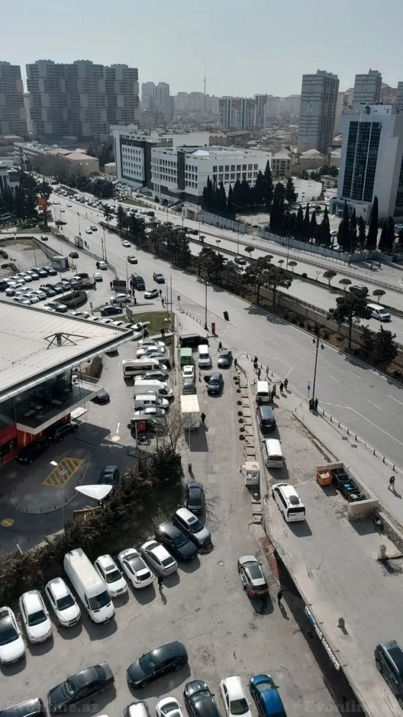 Satılır 3 otaqlı Mənzil Yeni tikili 135 m² 20 Yanvar m. - şəkil 4