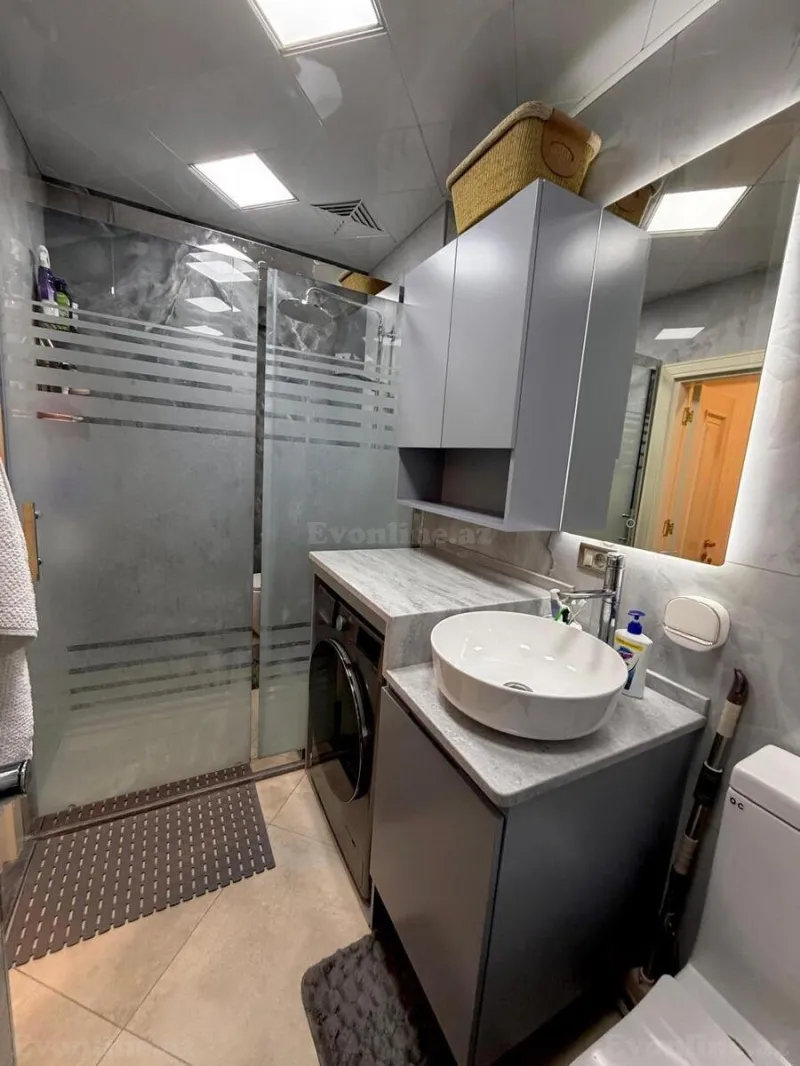 Satılır 2 otaqlı Mənzil Yeni tikili 73 m² Elmlər Akademiyası m. - şəkil 13