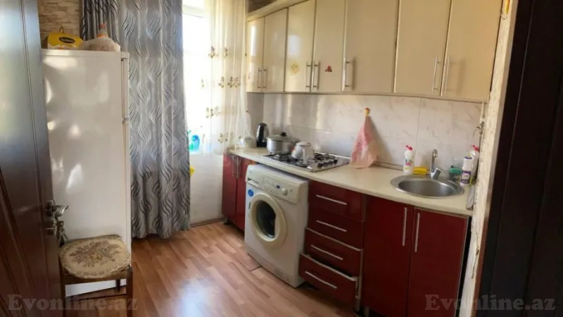 Kirayə verilir 2 otaqlı Mənzil Köhnə tikili 50 m² Elmlər Akademiyası m. - şəkil 3