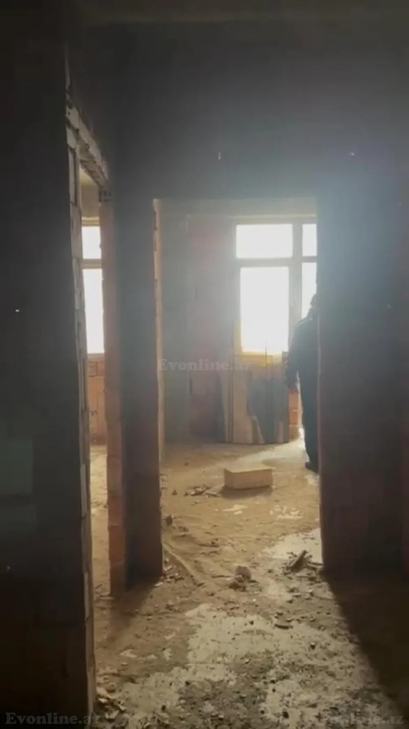 Satılır 3 otaqlı Mənzil Yeni tikili 120 m² Yasamal r. - şəkil 3