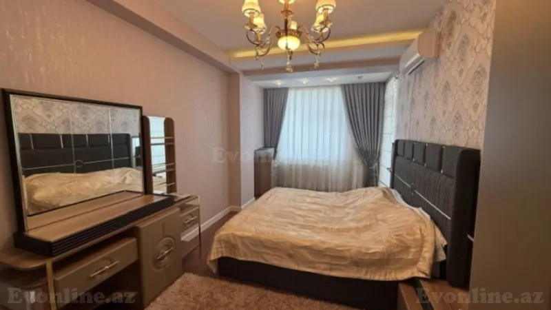 Satılır 4 otaqlı Mənzil Yeni tikili 173 m² 8 Noyabr m. - şəkil 5