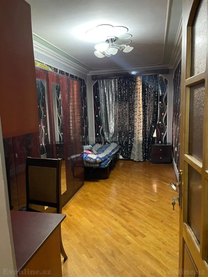Kirayə verilir 3 otaqlı Mənzil Köhnə tikili 72 m² İçərişəhər m. - şəkil 6