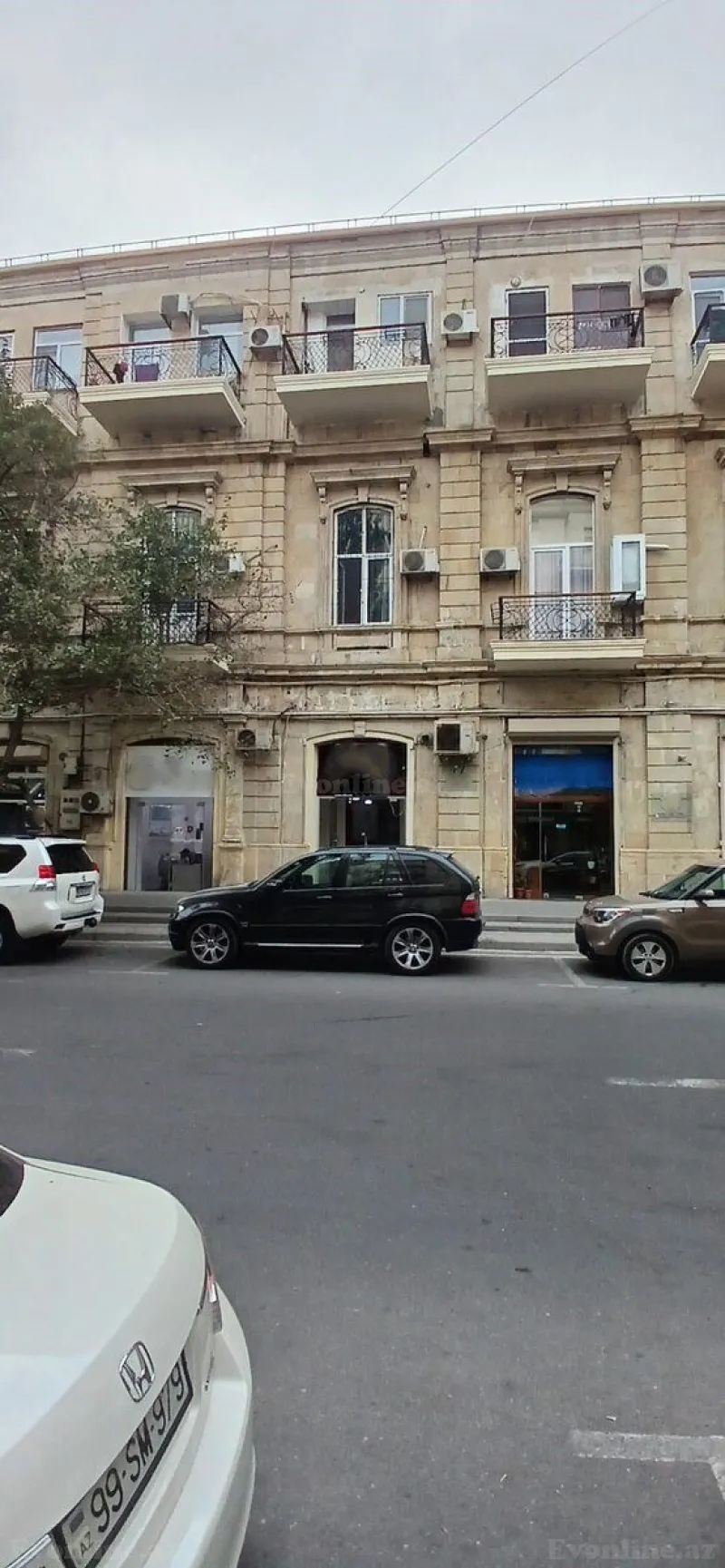 Satılır Obyekt 90 m² 28 May m.