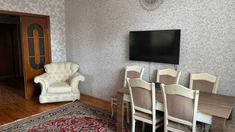 Satılır 2 otaqlı Mənzil Yeni tikili 75 m² Neftçilər m. - şəkil 2