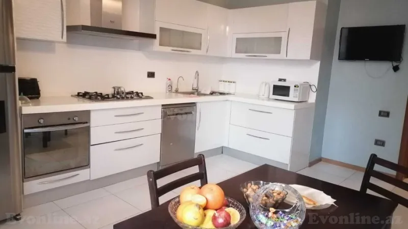 Kirayə verilir 3 otaqlı Mənzil Yeni tikili 165 m² Elmlər Akademiyası m. - şəkil 3