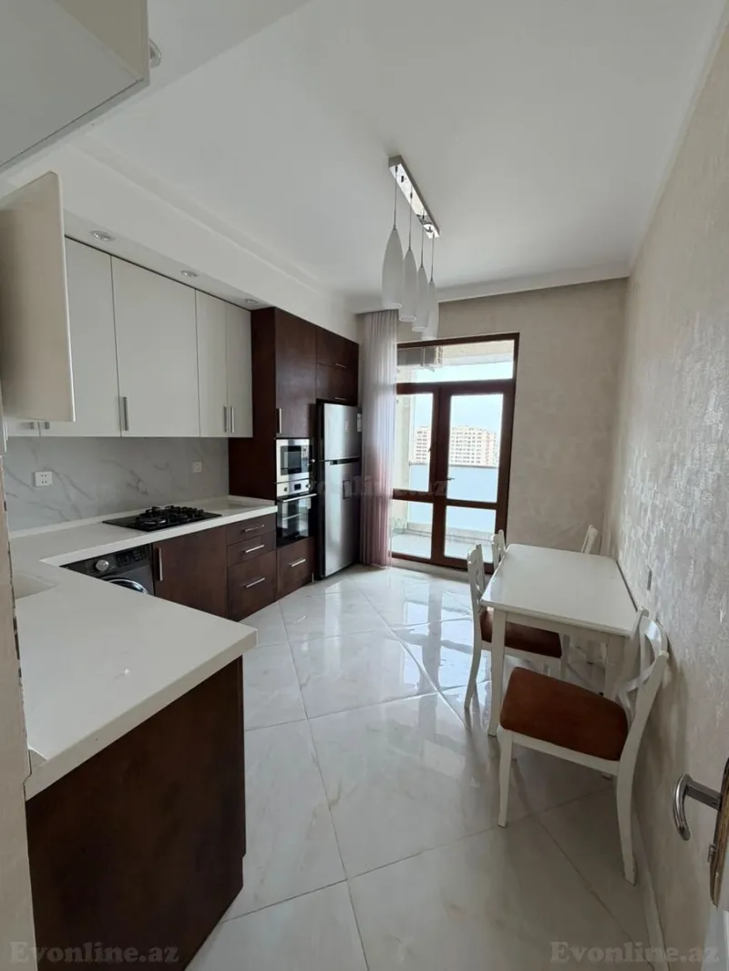 Kirayə verilir 3 otaqlı Mənzil Yeni tikili 135 m² Yasamal r. - şəkil 4