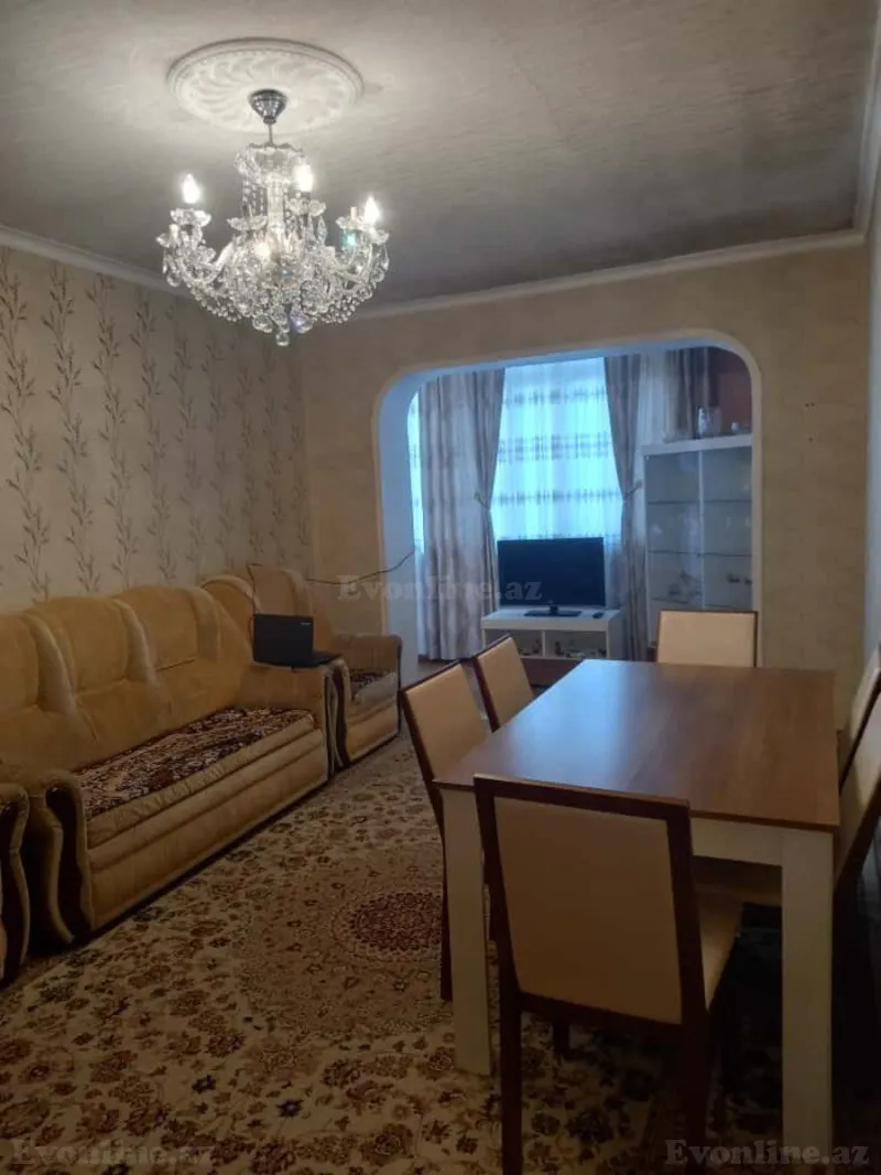 3 otaqlı Mənzil 80 m² Elmlər Akademiyası m. Satılır