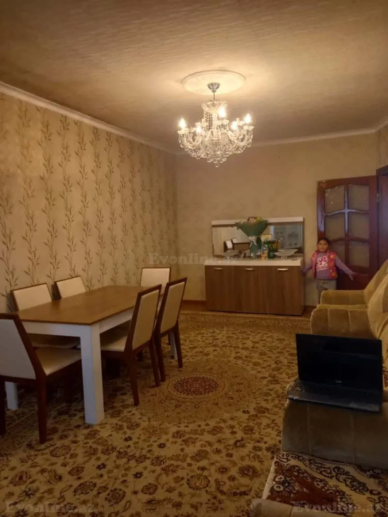 Satılır 3 otaqlı Mənzil Köhnə tikili 80 m² Elmlər Akademiyası m. - şəkil 3