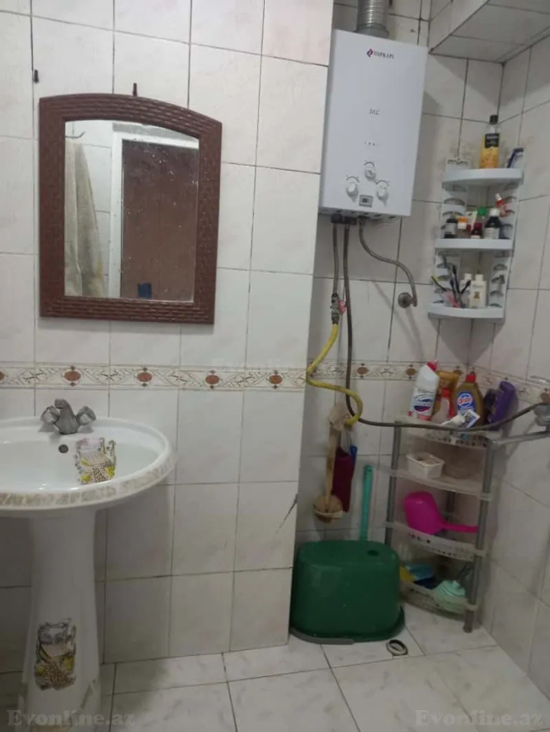 Satılır 3 otaqlı Mənzil Köhnə tikili 80 m² Elmlər Akademiyası m. - şəkil 9