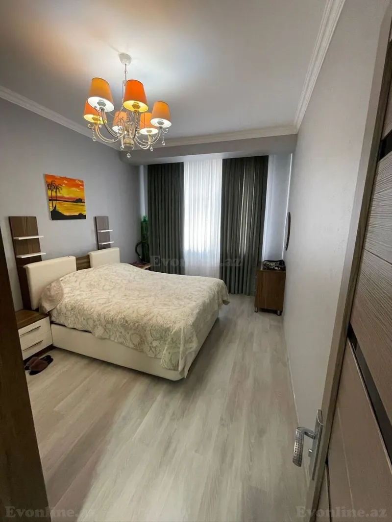 Satılır 2 otaqlı Mənzil Yeni tikili 70 m² 28 May m. - şəkil 4