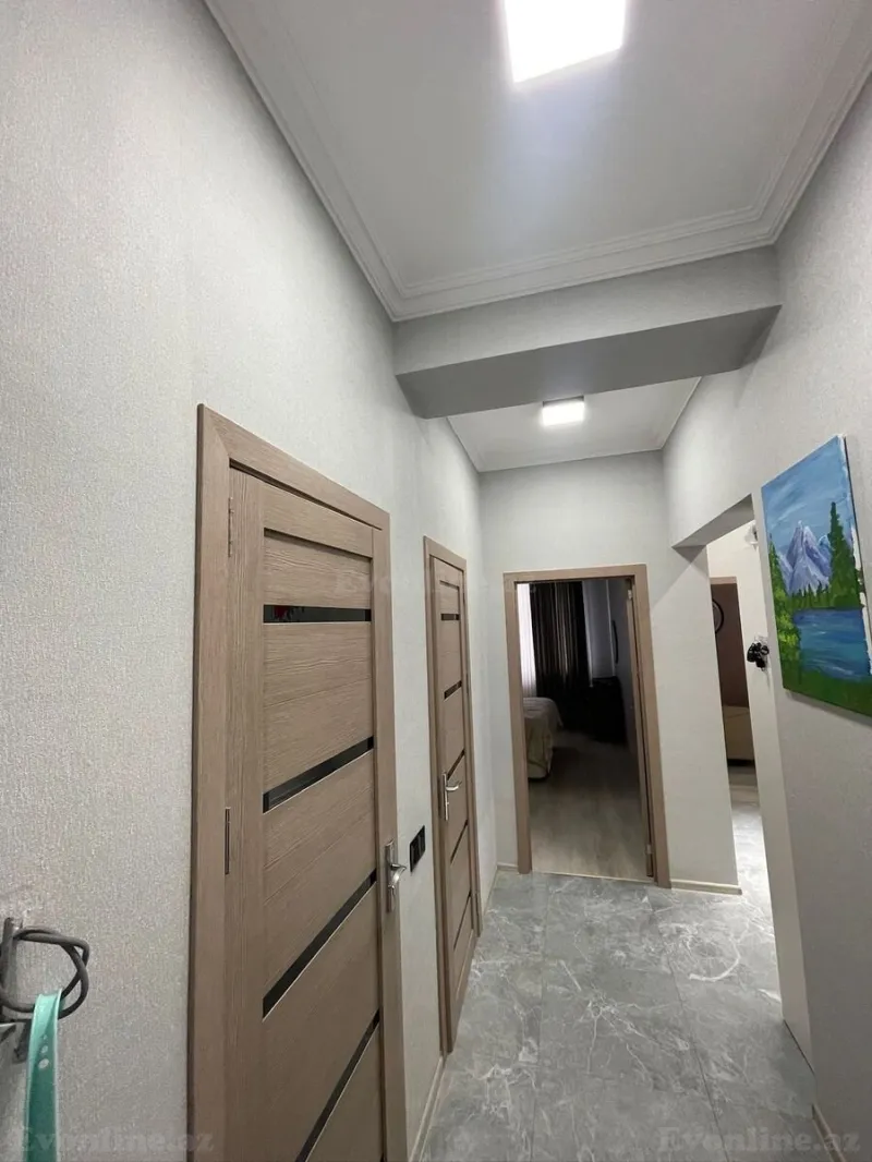 Satılır 2 otaqlı Mənzil Yeni tikili 70 m² 28 May m. - şəkil 6