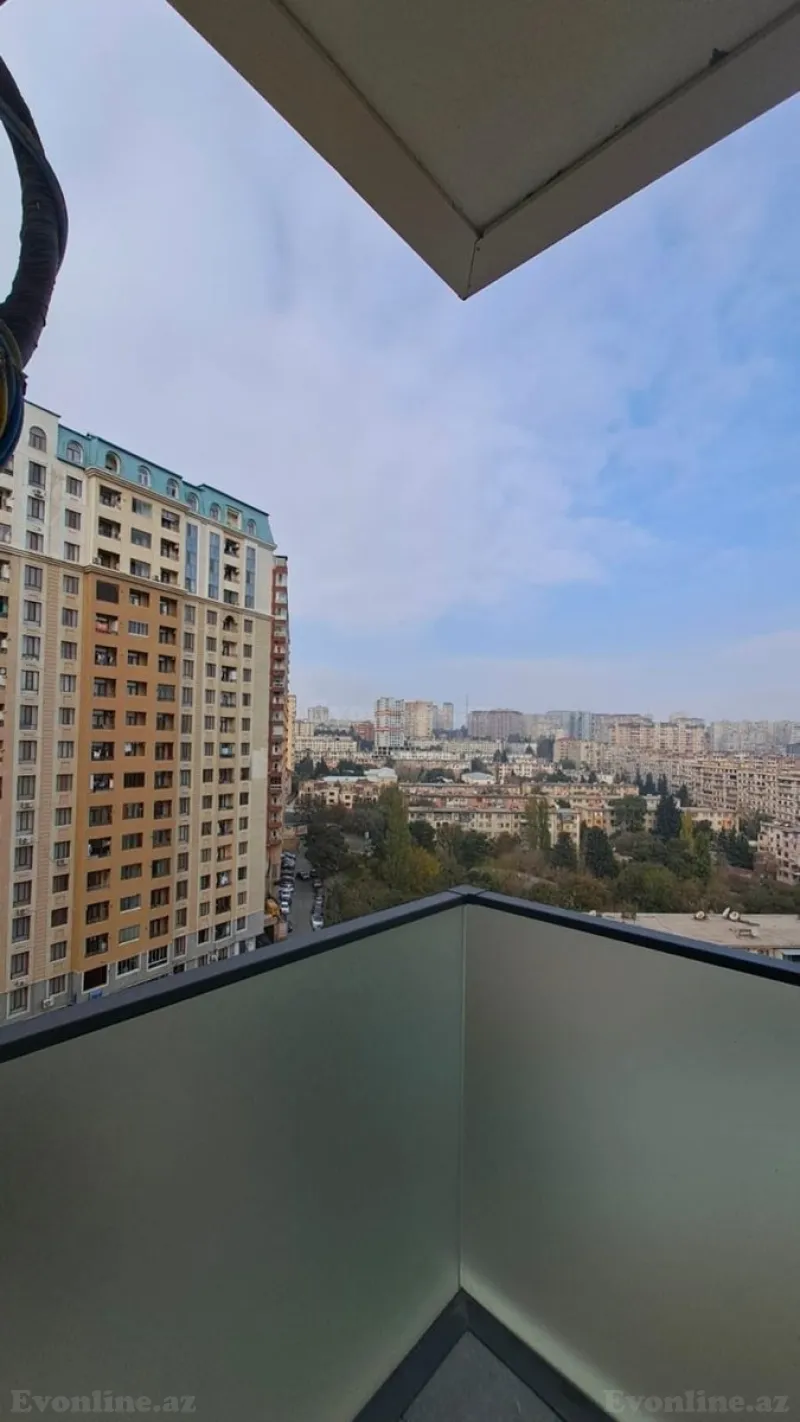 Kirayə verilir 3 otaqlı Mənzil Yeni tikili 90 m² Memar Əcəmi m. - şəkil 9