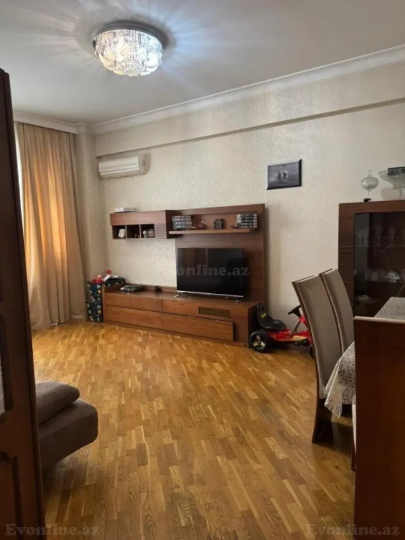 2 otaqlı Mənzil 96 m² 9-cu mikrorayon Satılır