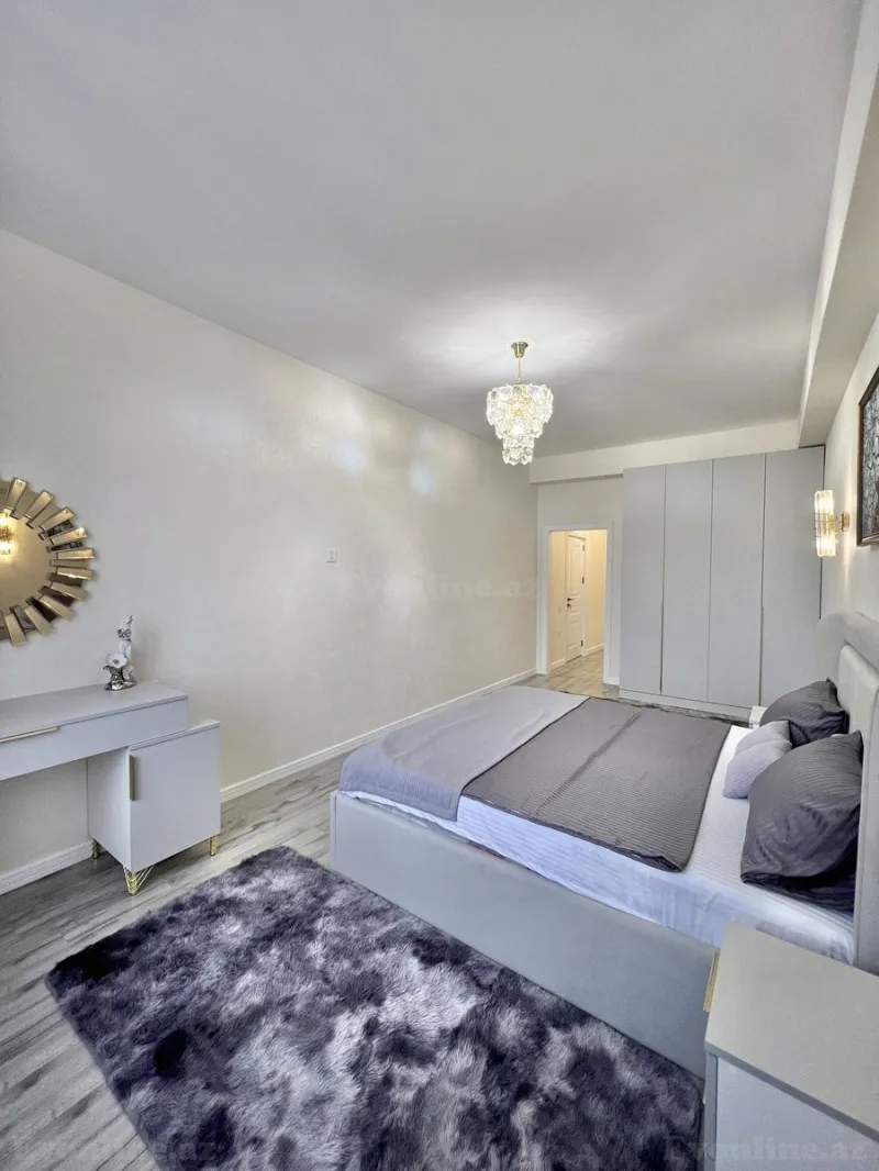 Satılır 2 otaqlı Mənzil Yeni tikili 103 m² 8 Noyabr m. - şəkil 2