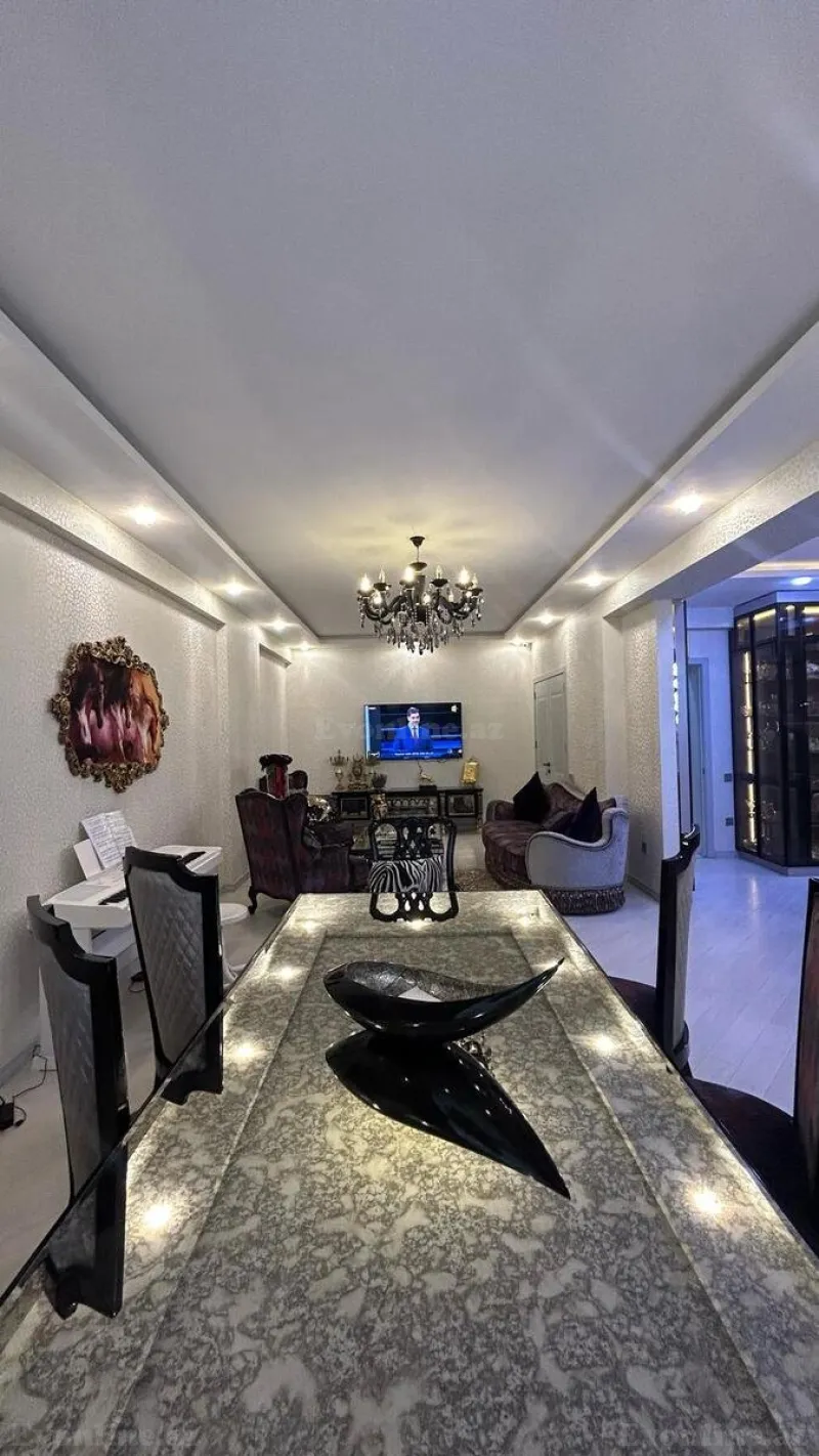 Kirayə verilir 5 otaqlı Mənzil Yeni tikili 200 m² Nərimanov r. - şəkil 3