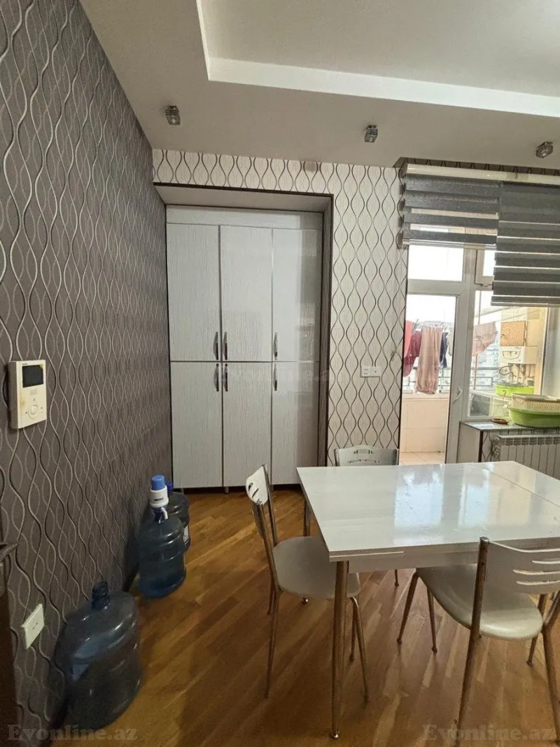 Satılır 4 otaqlı Mənzil Yeni tikili 145 m² 3-cü mikrorayon - şəkil 2