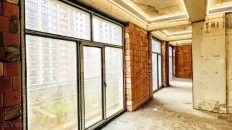 Satılır 4 otaqlı Mənzil Yeni tikili 196 m² 28 May m. - şəkil 4