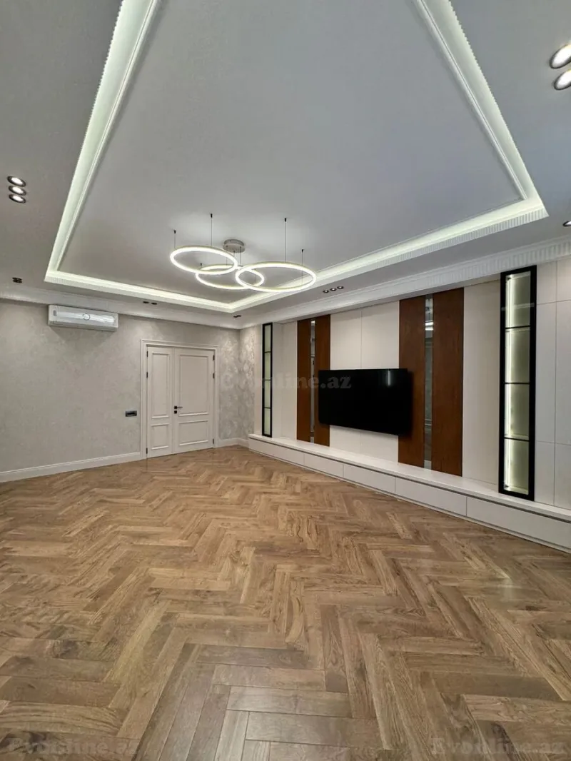 Satılır 4 otaqlı Mənzil Yeni tikili 185 m² Elmlər Akademiyası m. - şəkil 2