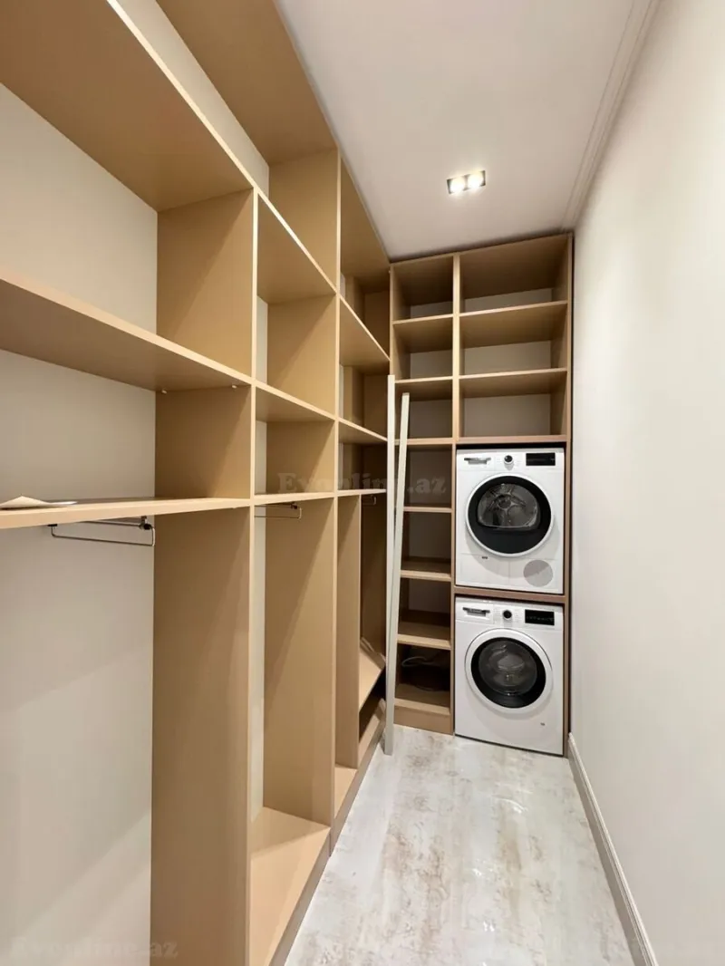 Satılır 4 otaqlı Mənzil Yeni tikili 185 m² Elmlər Akademiyası m. - şəkil 16