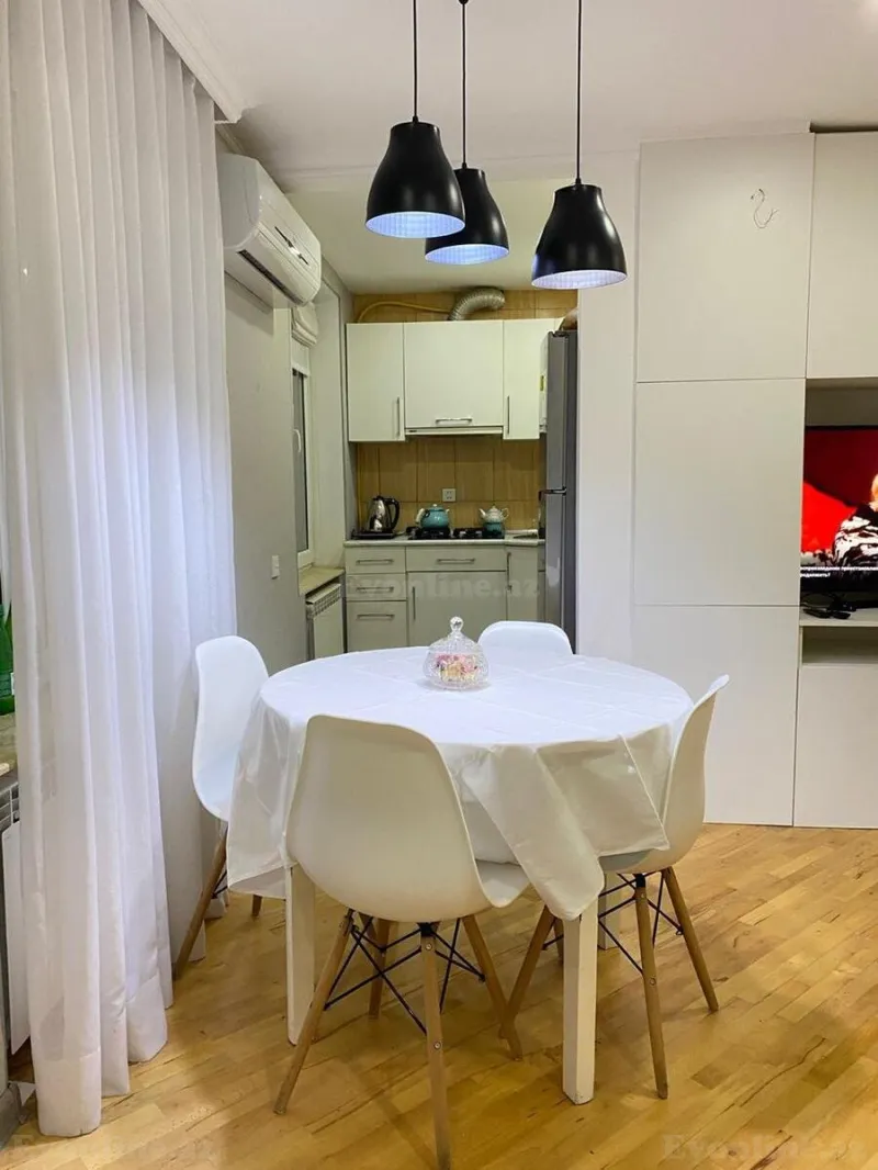 Satılır 2 otaqlı Mənzil Köhnə tikili 50 m² Nizami m. - şəkil 4