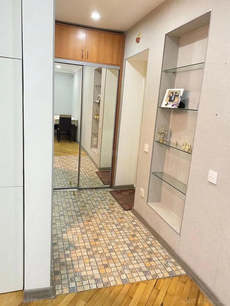 Satılır 2 otaqlı Mənzil Köhnə tikili 50 m² Nizami m. - şəkil 10