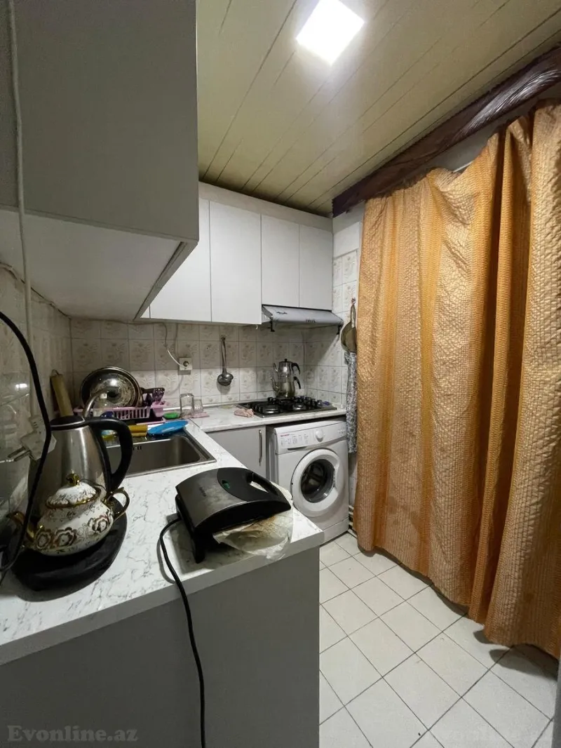 Satılır 2 otaqlı Mənzil Köhnə tikili 55 m² Yasamal - şəkil 13